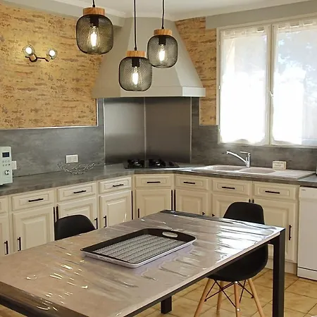 Apartment Salamandre 2 Proche De Sarlat De 1 A 5 Personnes