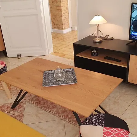 Salamandre 2 Proche De Sarlat De 1 A 5 Personnes Apartment *