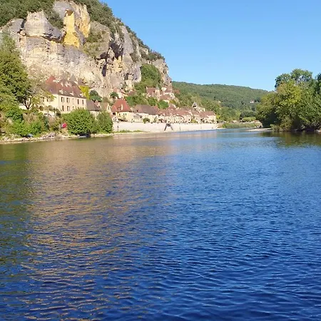 Salamandre 2 Proche De Sarlat De 1 A 5 Personnes 아파트 *